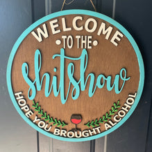 04/01/2025 April Fools Sip, Sign & Shenanigans: A Spring Crafting & Cocktail Affair 6pm