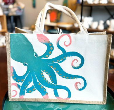 Sold out 07/22/2025 *Ladies Night* Painted Beach/Tote Bags Workshop! 6pm