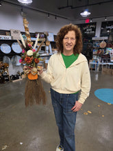 11/11/2026 (6pm) WEDNESDAY 🧹 Brooms & Blooms Fall Workshop (SPECIAL INTRO PRICE $60)