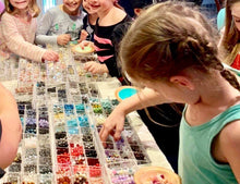 07/09/2019 Make your Own Bracelets and Pizza Party (Ages 6 and up) 6pm-8pm